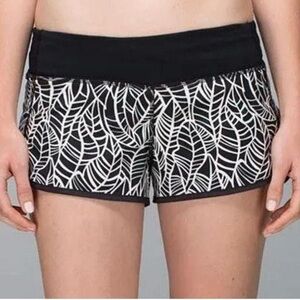 Awesome lululemon running shorts!
